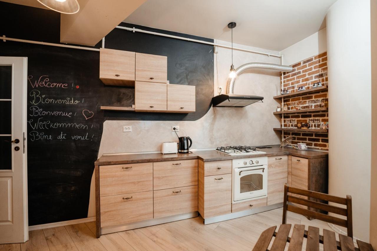 Bright And Cozy Design Apt With Office Apartment Клуж-Напока Екстериор снимка
